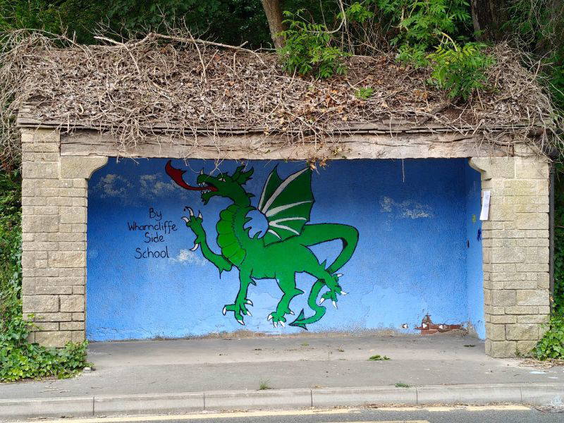 Image for the Tweet beginning: What is that hiding in